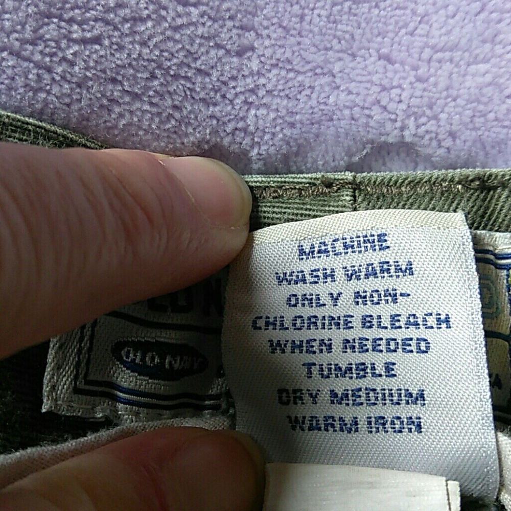 OLD NAVY PANTS. - Picture 7 of 7